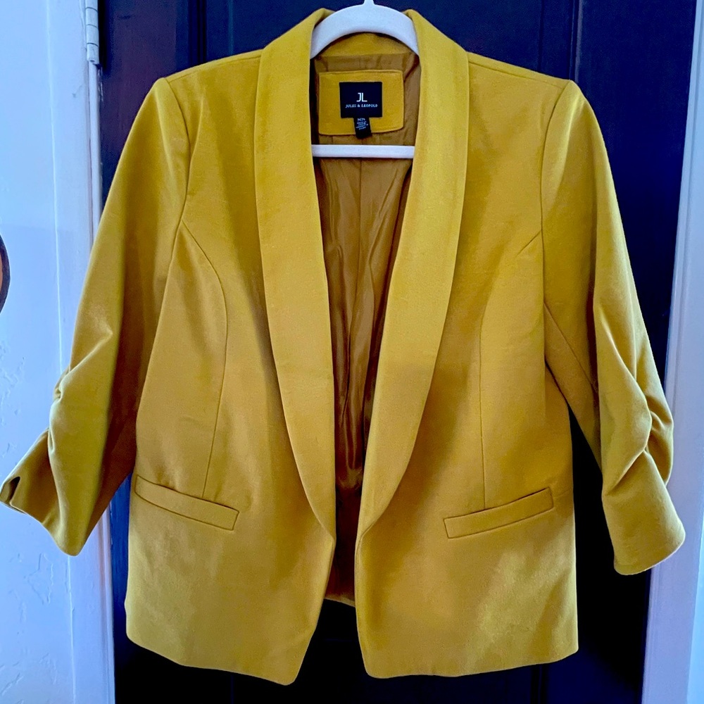 Mustard 3/4 sleeve jacket